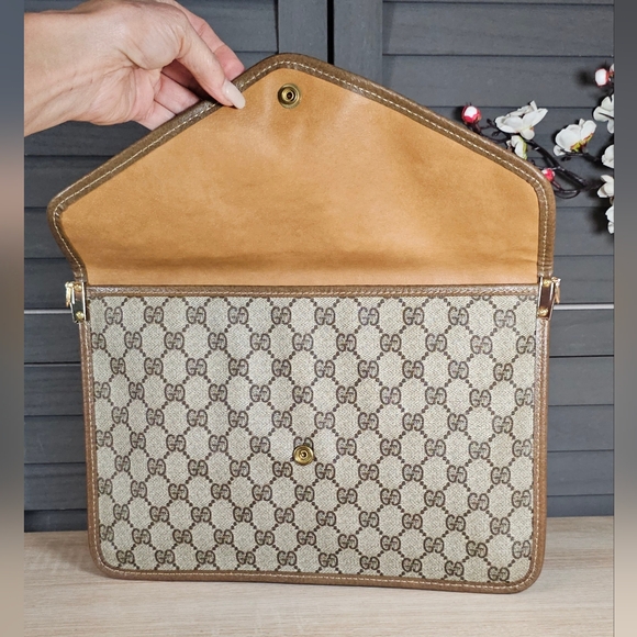 Authentic GUCCI Monogram GG Ophidia Clutch Crossbody - Picture 6 of 11